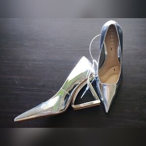Gianni BiniPamalaa Mirror Metallic Architectural Wedge Pumps
